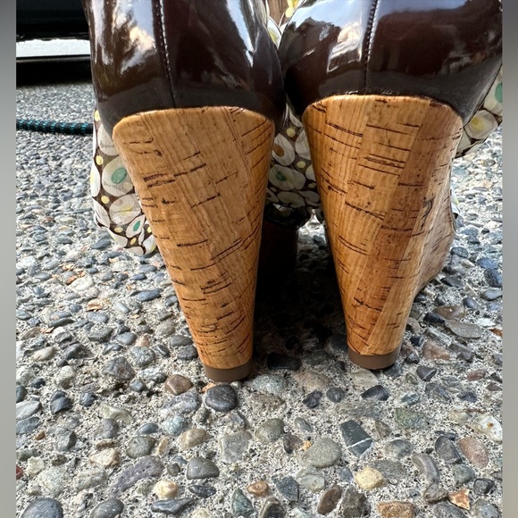 Danita K wedges, size 7 - Picture 3 of 7
